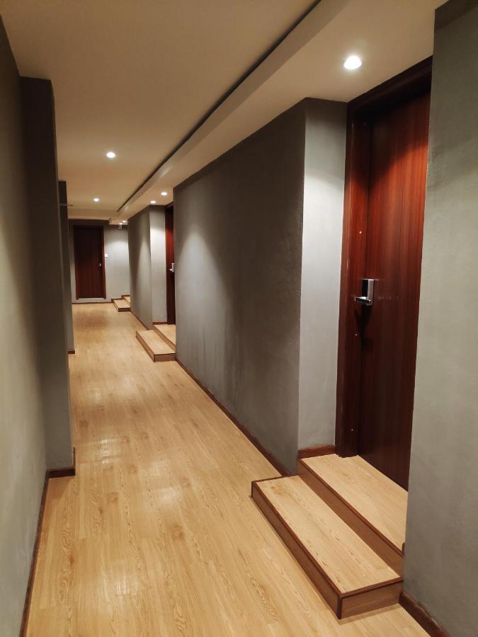 Ez Suites バンダル スリ ブガワン エクステリア 写真